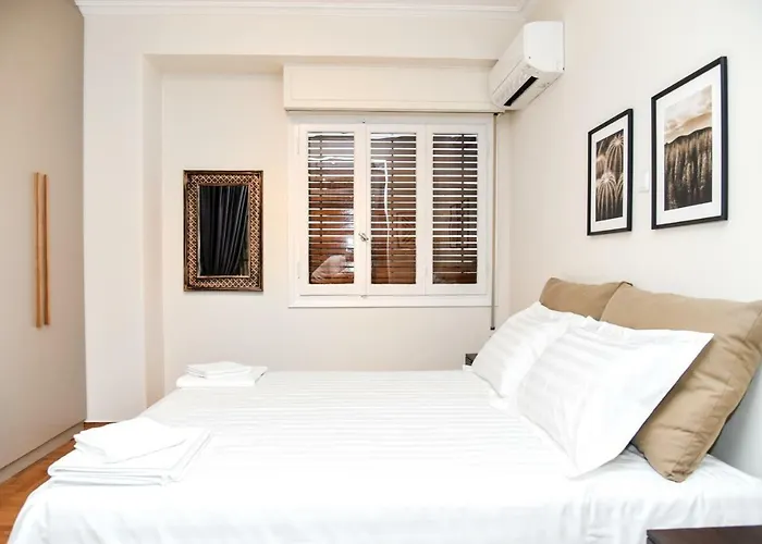 Central Apartment At Echarxia 2 Beds For 5 Pers By Mps